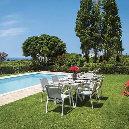 Villa Iro